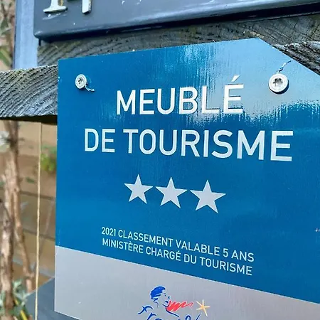 Escale Sous Le Chene