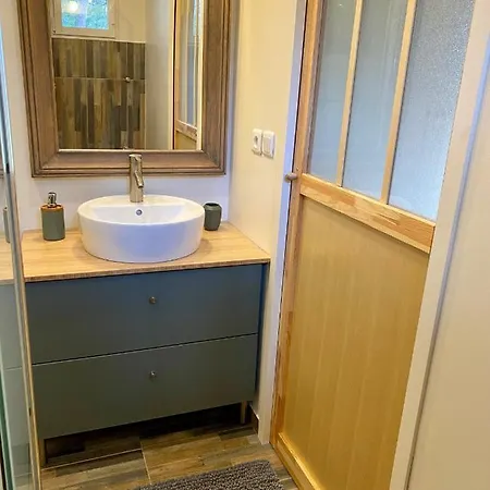 Escale Sous Le Chene 招待所 3*