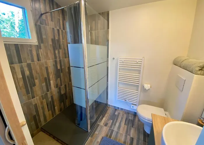 Escale Sous Le Chene بيت ضيافة ساليس