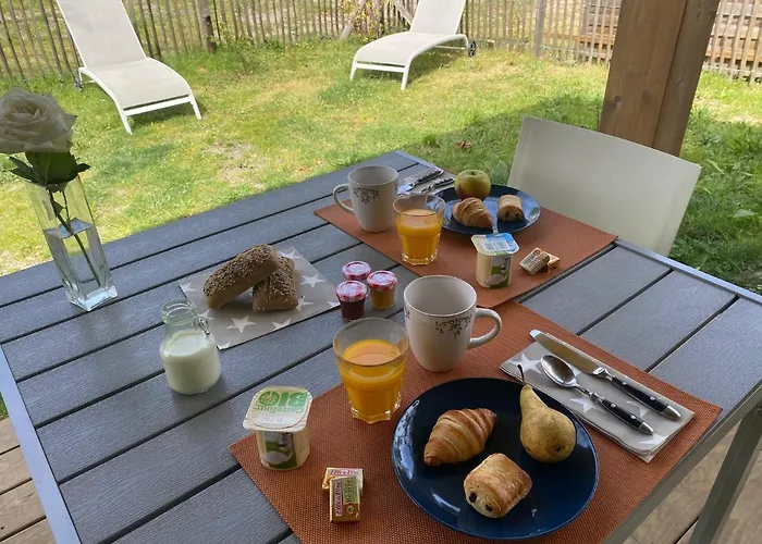 Escale Sous Le Chene بيت ضيافة 3*